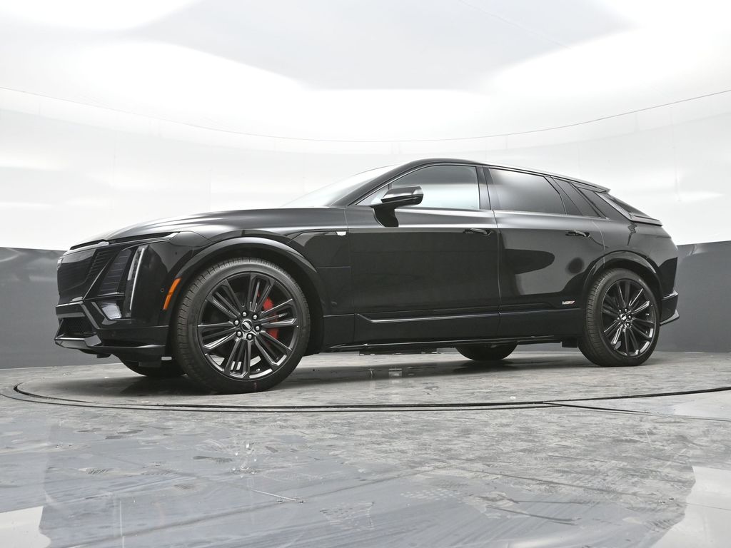 2026 Cadillac Lyriq photo 17