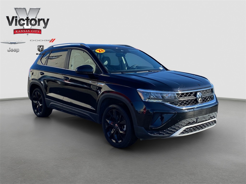 2023 Volkswagen Taos SE