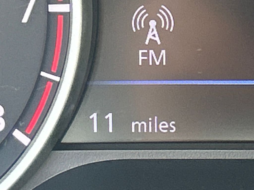 2025 Nissan Sentra SV photo 22