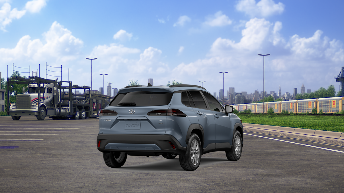 2026 Toyota Corolla Cross LE photo 5