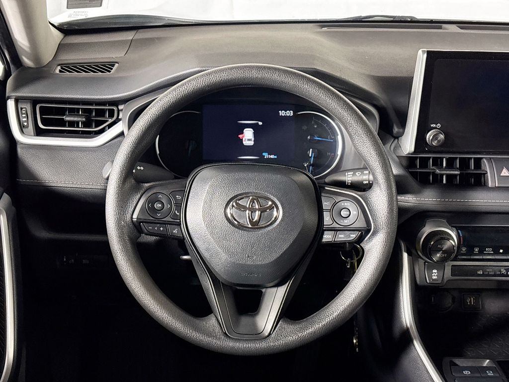 2024 Toyota RAV4 Hybrid LE photo 9