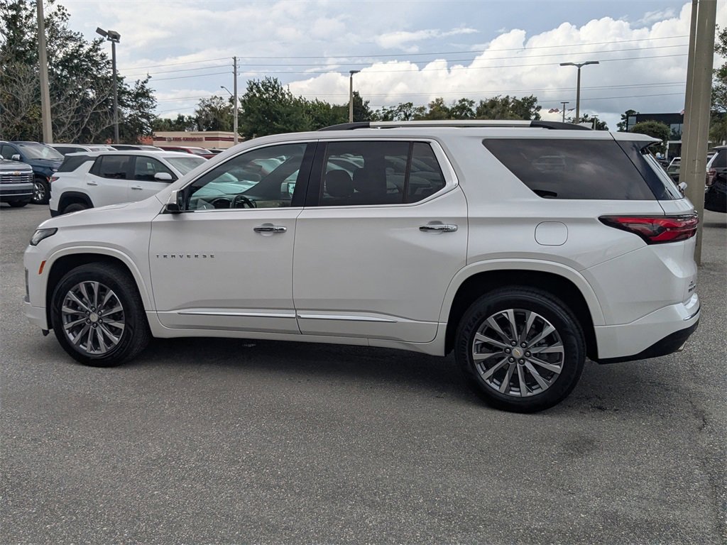 2023 Chevrolet Traverse Premier photo 3