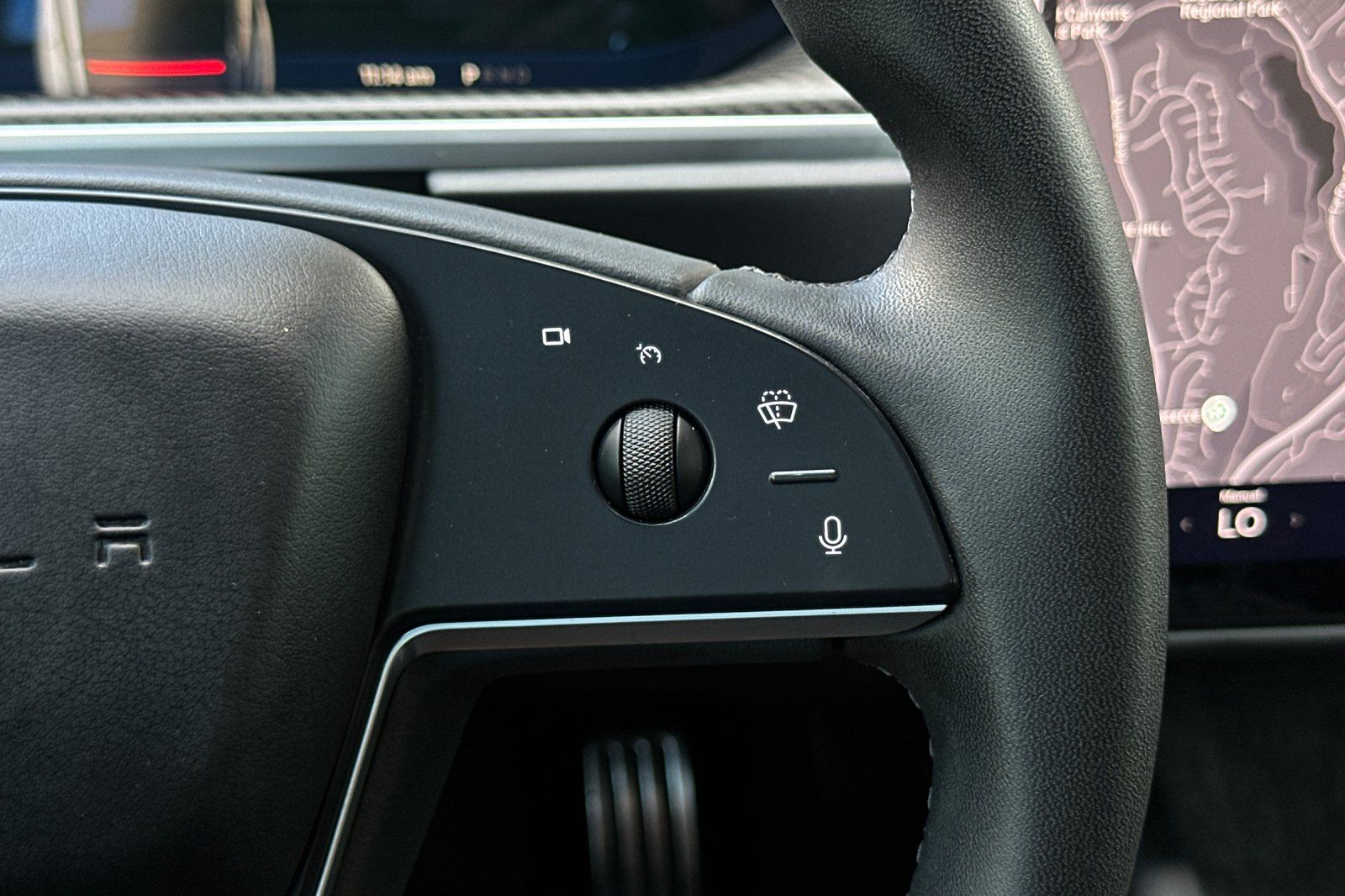 2024 Tesla Model S Plaid photo 22