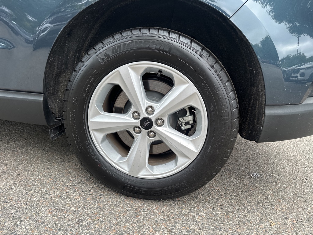 2024 Ford Edge SE photo 12