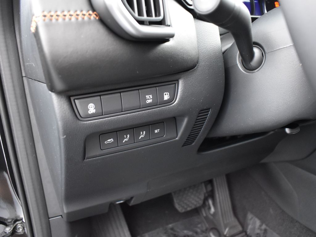 2025 Mazda CX-50 Premium photo 7
