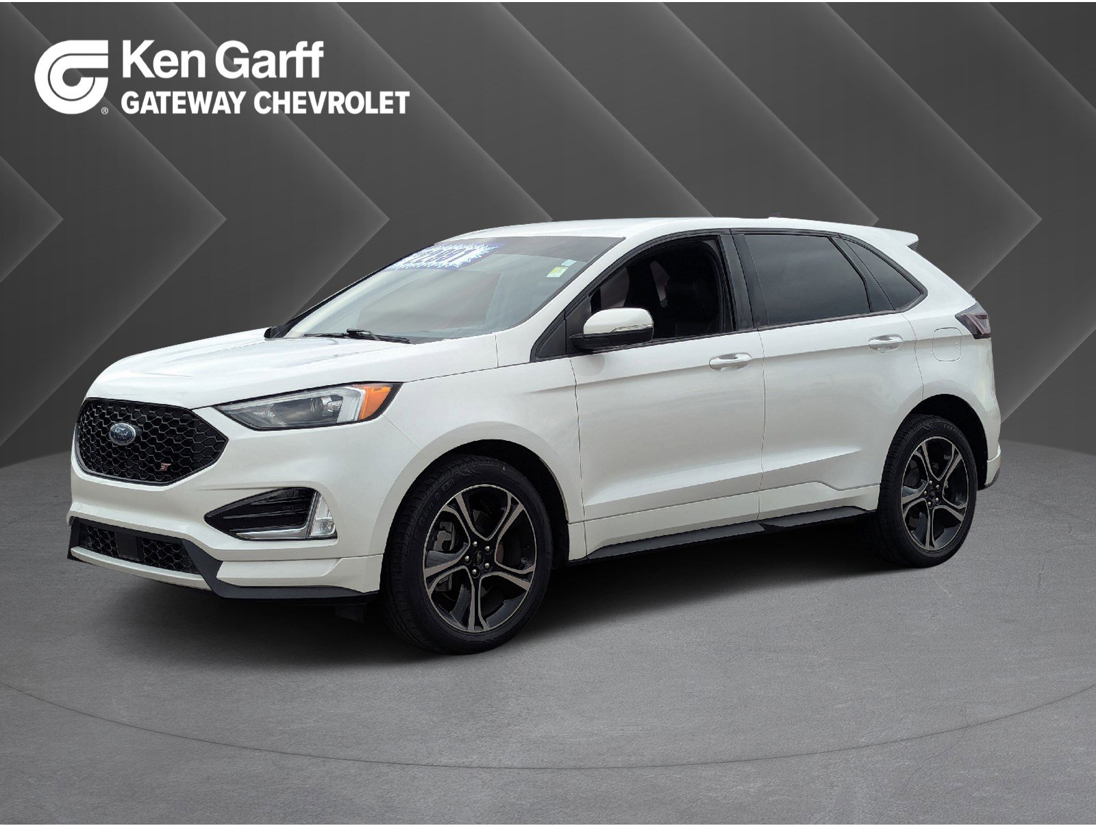 2021 Ford Edge ST's photo