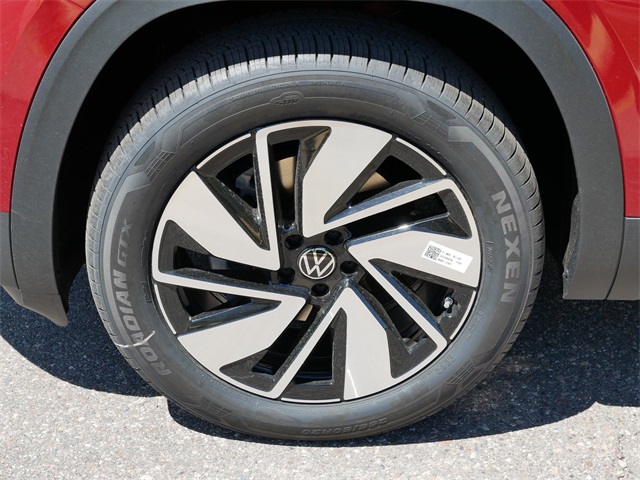 2025 Volkswagen Atlas SEL photo 4
