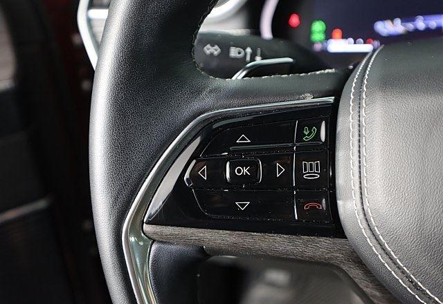 2022 Jeep Grand Cherokee Overland photo 45
