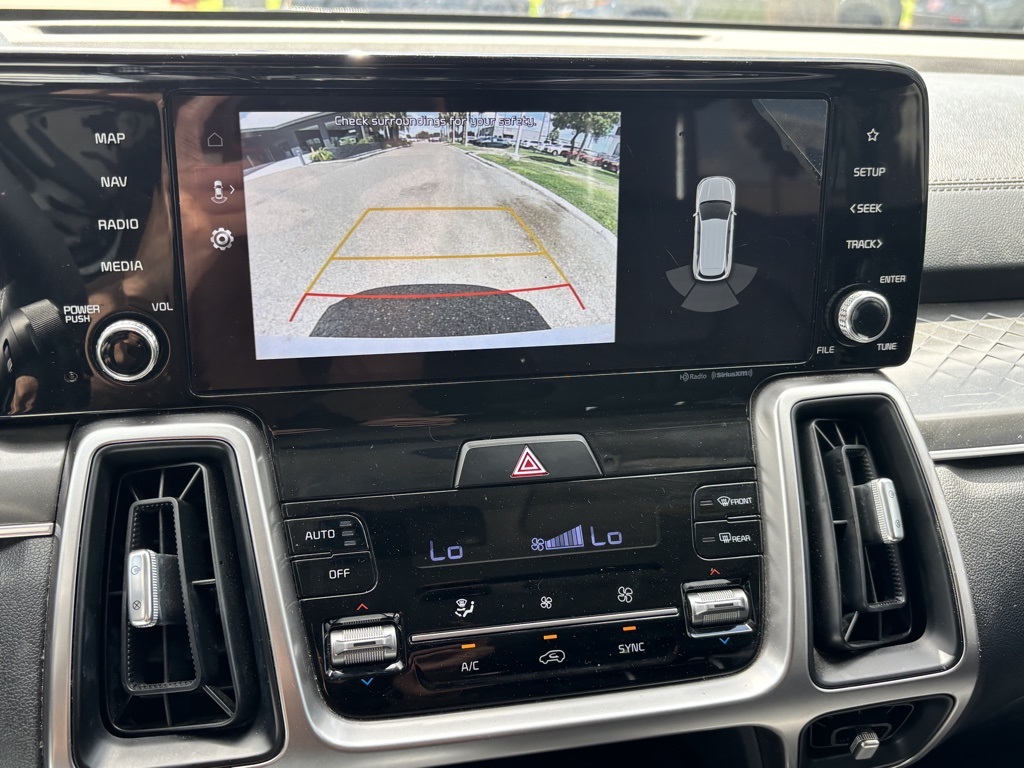 2022 Kia Sorento S photo 6