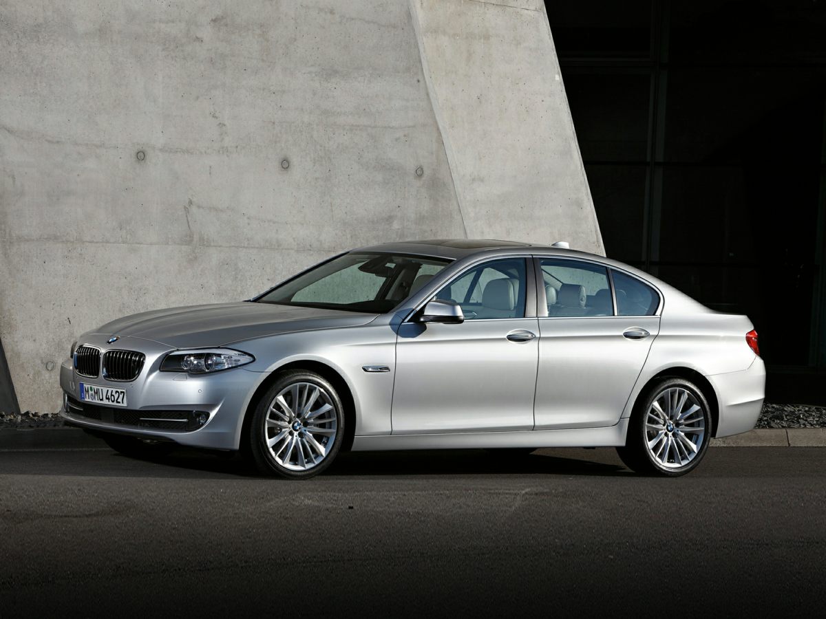 2011 BMW 5 Series 535i's photo