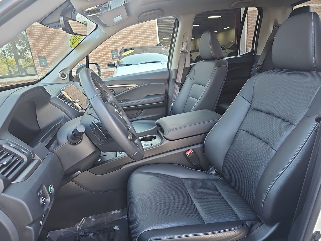 2024 Honda Ridgeline RTL photo 12