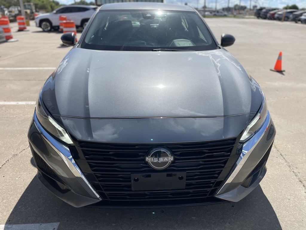 2024 Nissan Altima 2.5 SV photo 4