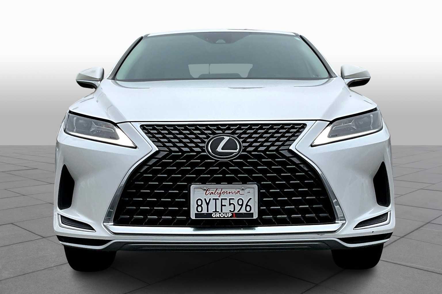 2022 Lexus RX photo 3