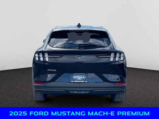2025 Ford Mustang Mach-E Premium photo 4