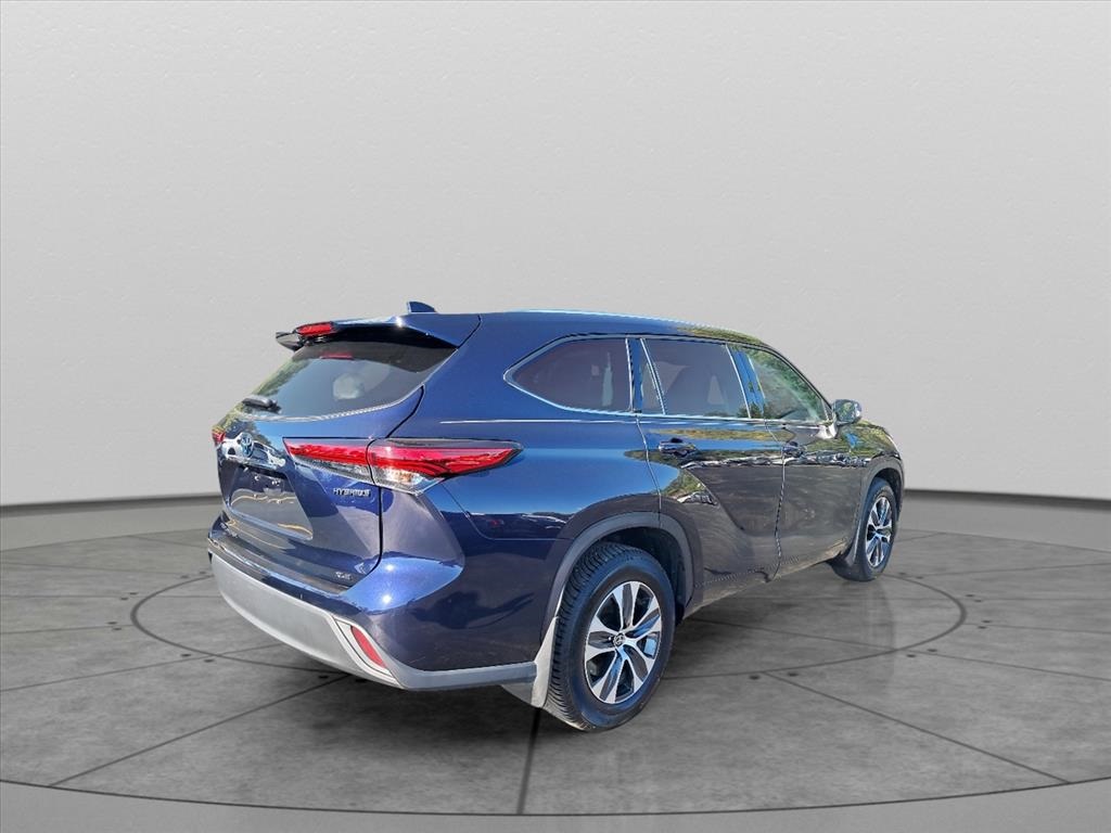 2021 Toyota Highlander Hybrid XLE photo 5