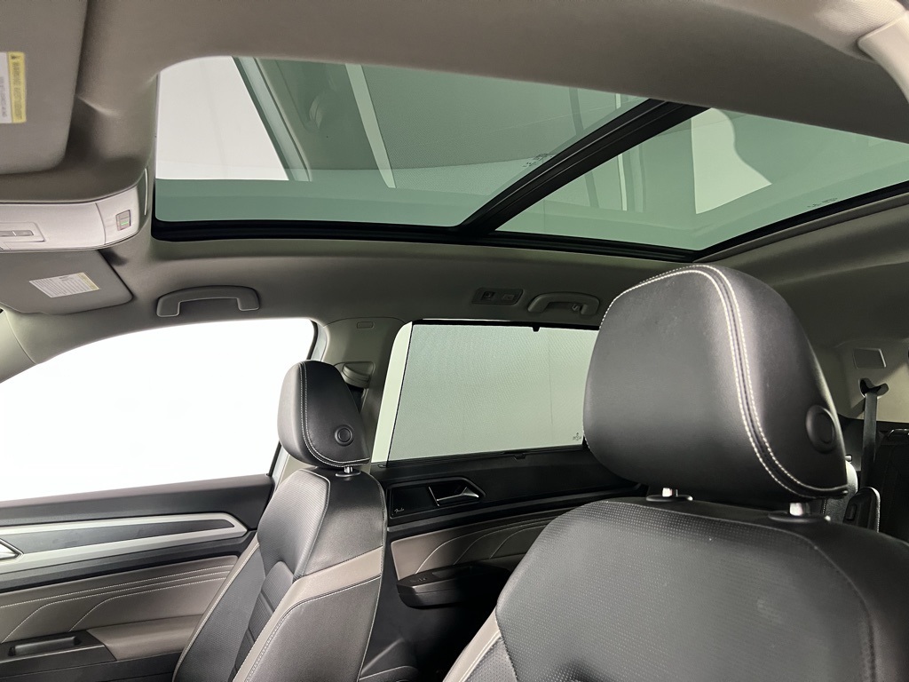 2023 Volkswagen Atlas V6 SEL Premium R-Line photo 23