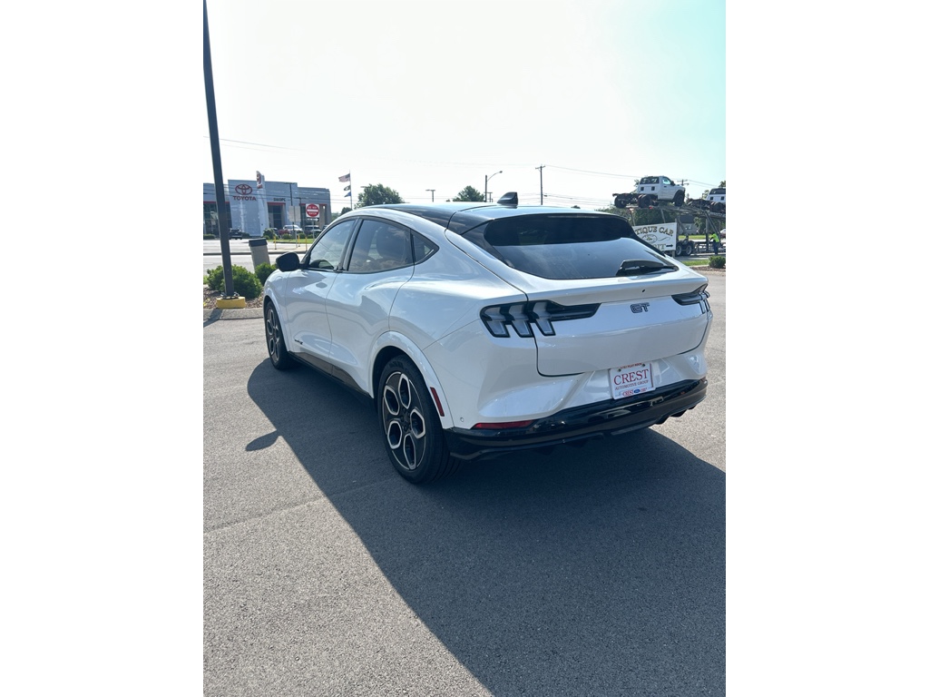 2024 Ford Mustang Mach-E GT photo 4