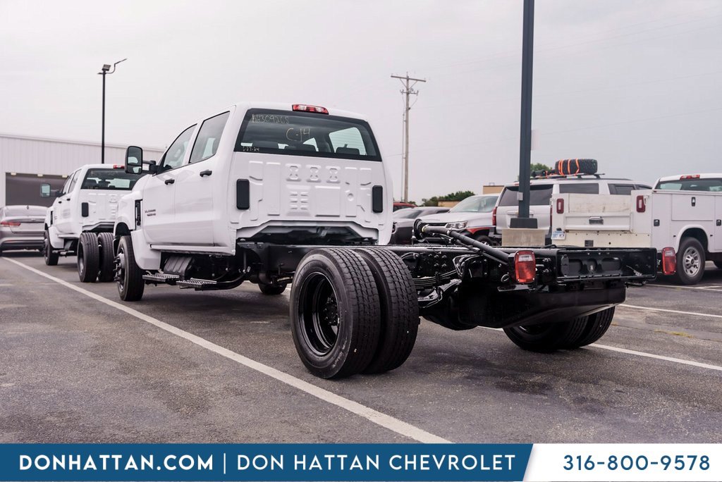 2024 Chevrolet Silverado 4500HD Work Truck photo 35