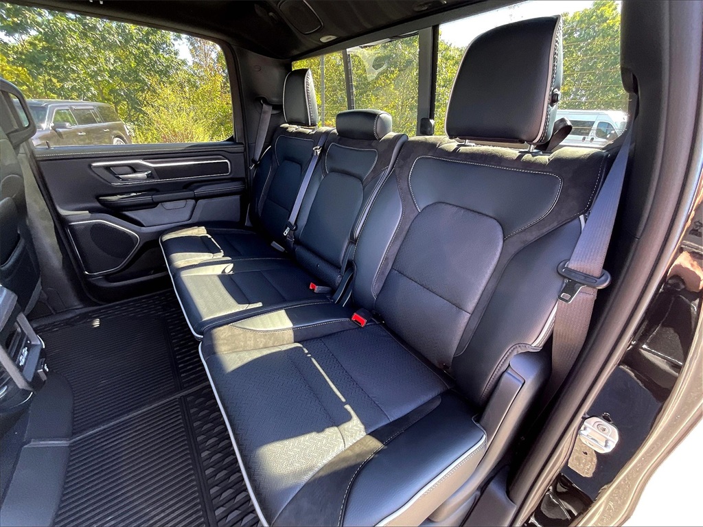2026 Ram 1500 Laramie photo 14