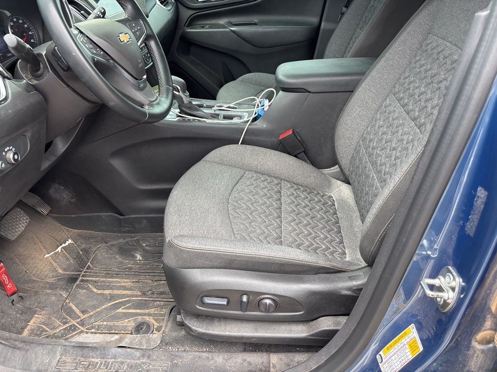 2024 Chevrolet Equinox LT photo 21