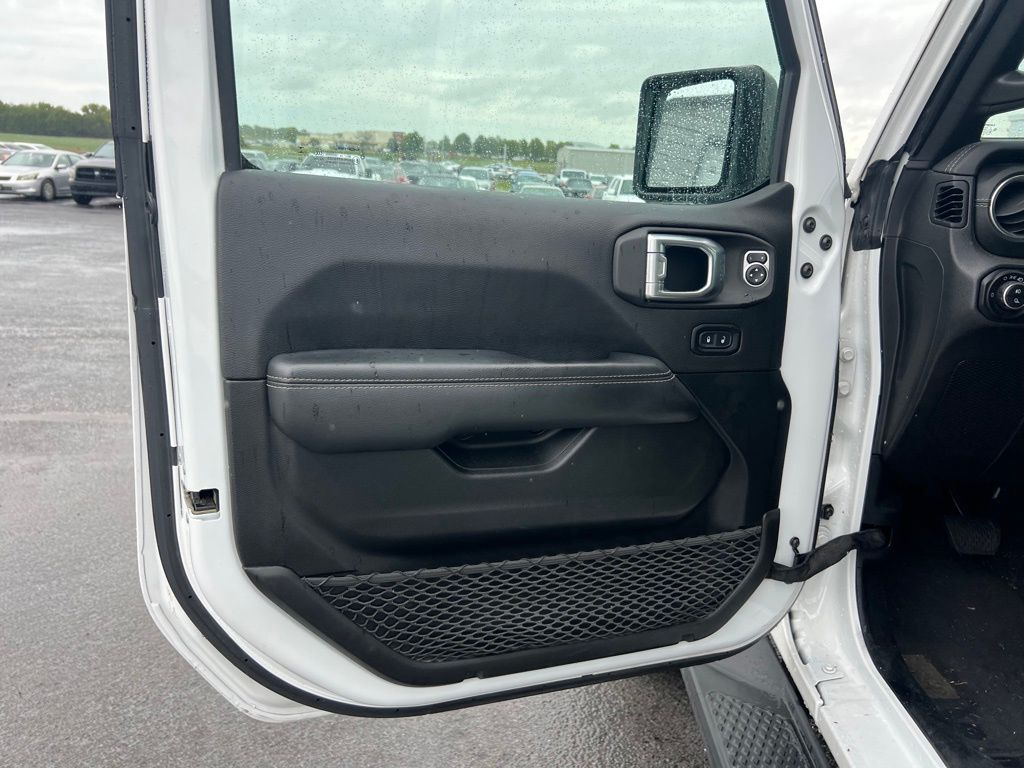 2021 Jeep Gladiator Overland photo 12