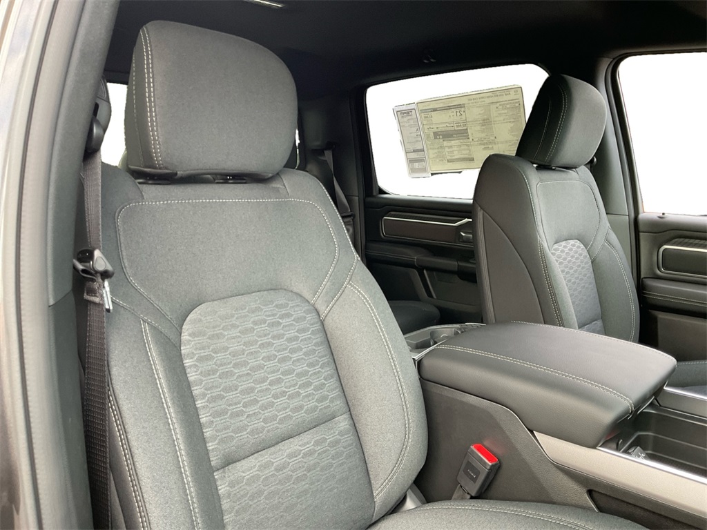 2025 Ram 1500 Sport Big Horn photo 25
