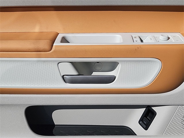 2025 Volkswagen ID. Buzz Pro Plus photo 10