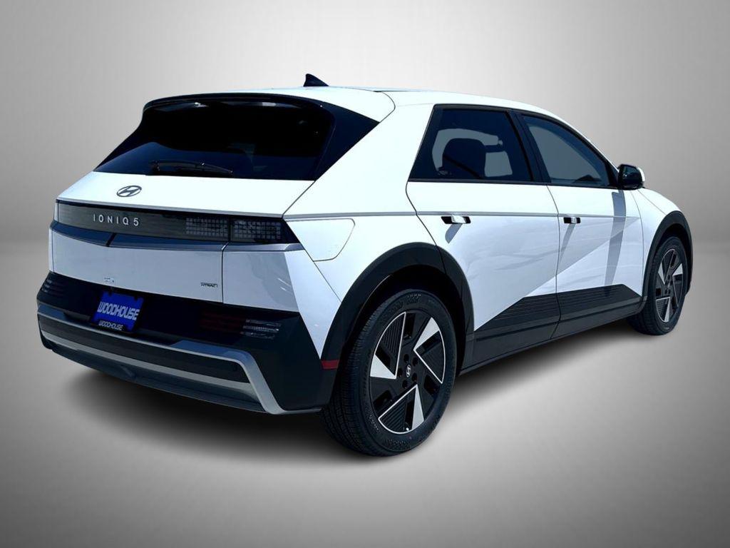 2025 Hyundai Ioniq 5 SE photo 5