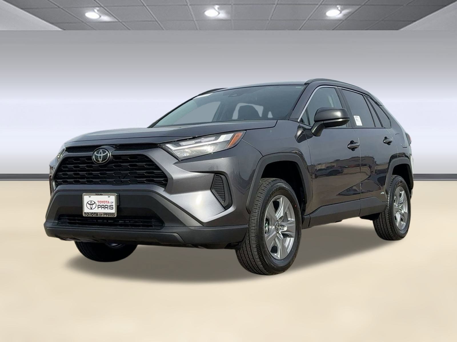 2025 Toyota RAV4 LE's photo