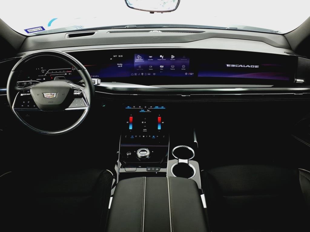 2025 Cadillac Escalade ESV Sport photo 3