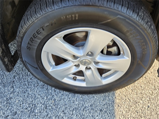2014 Nissan Quest SV photo 15