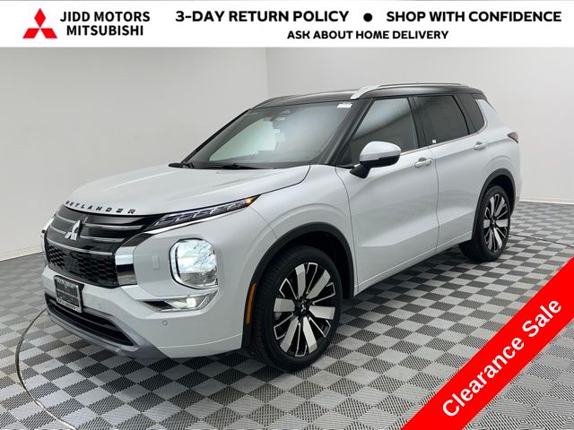 2025 Mitsubishi Outlander SEL's photo