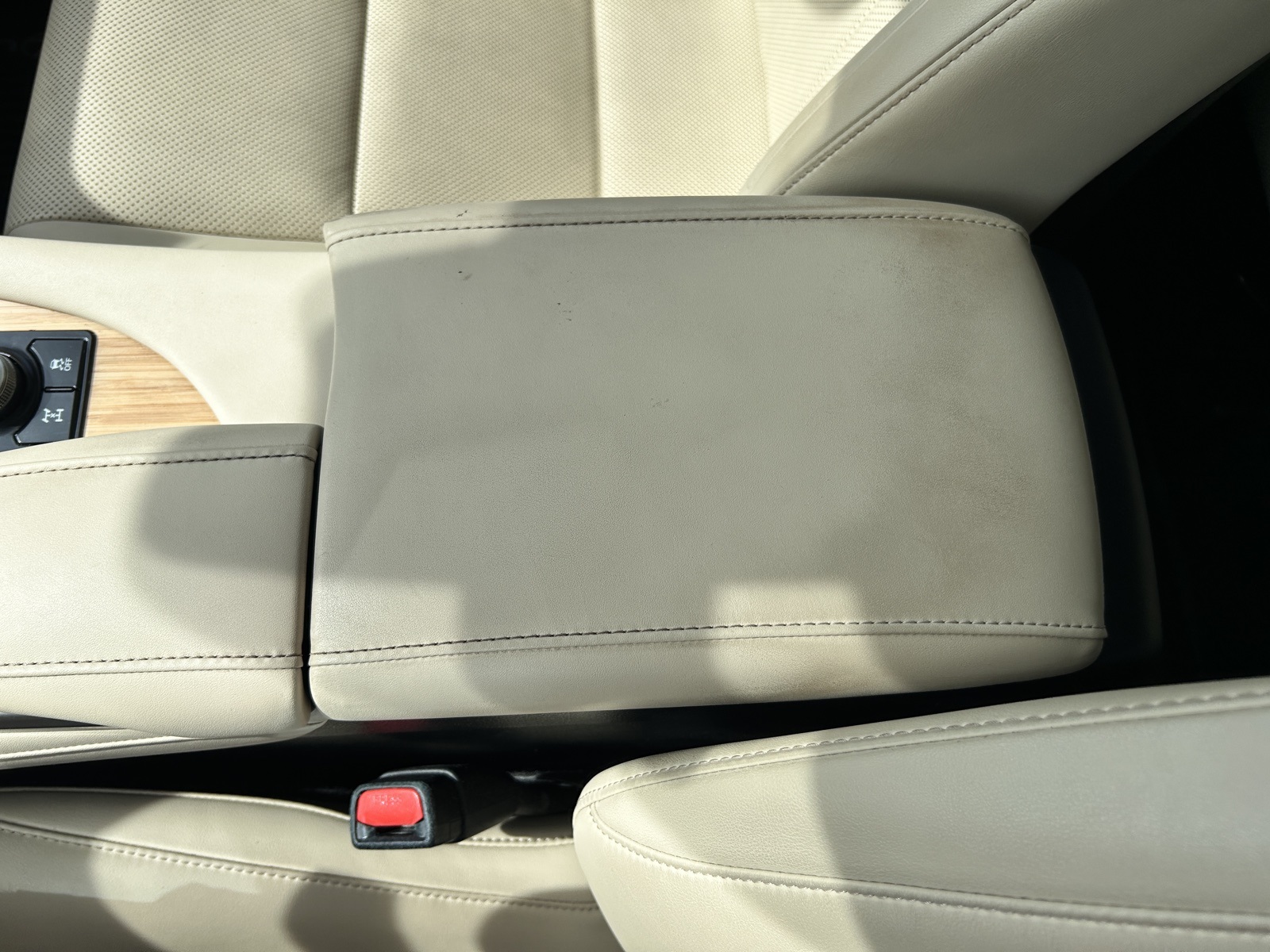 2022 Lexus RX 350L photo 37