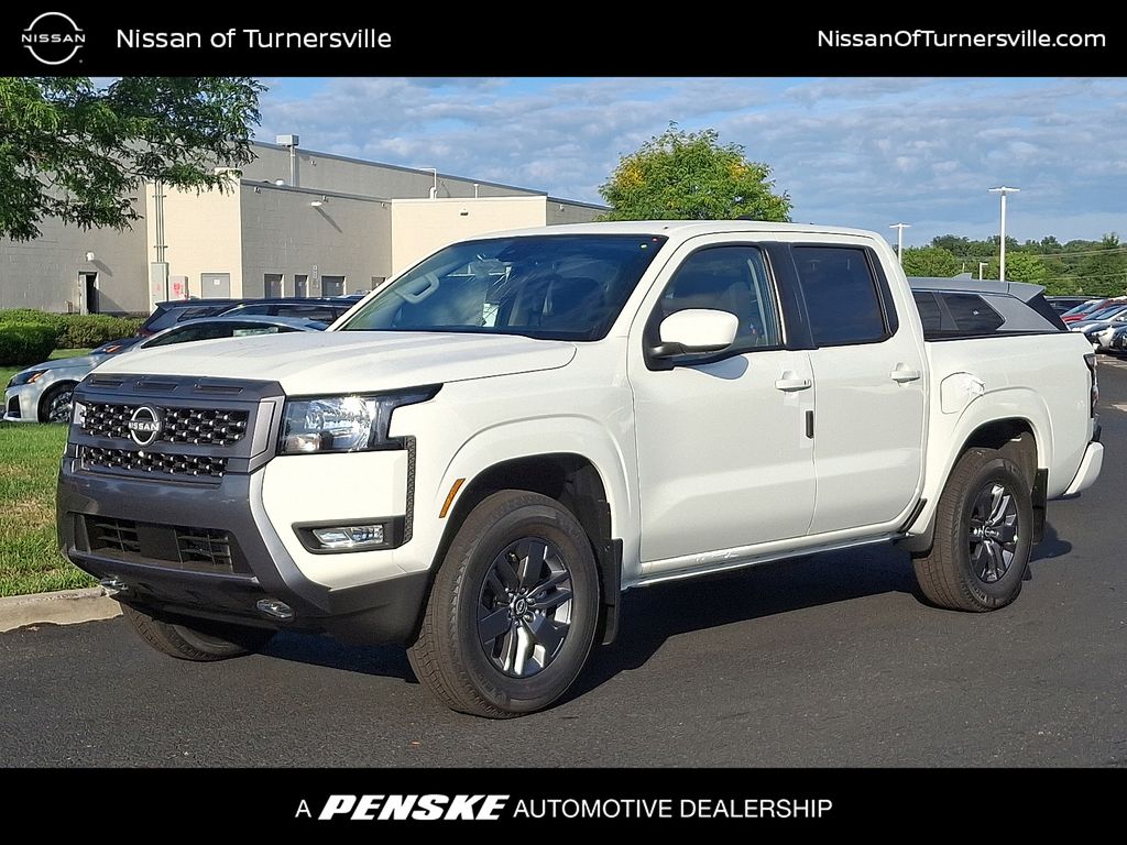 2025 Nissan Frontier SV's photo
