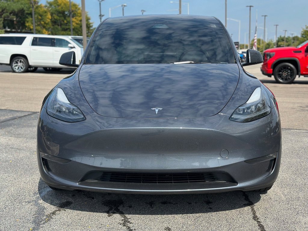 2024 Tesla Model Y Long Range photo 11
