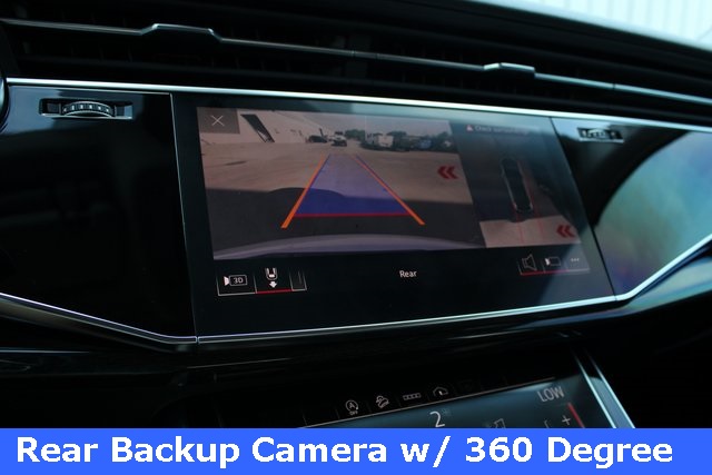 2023 Audi Q7 55 Premium Plus photo 3