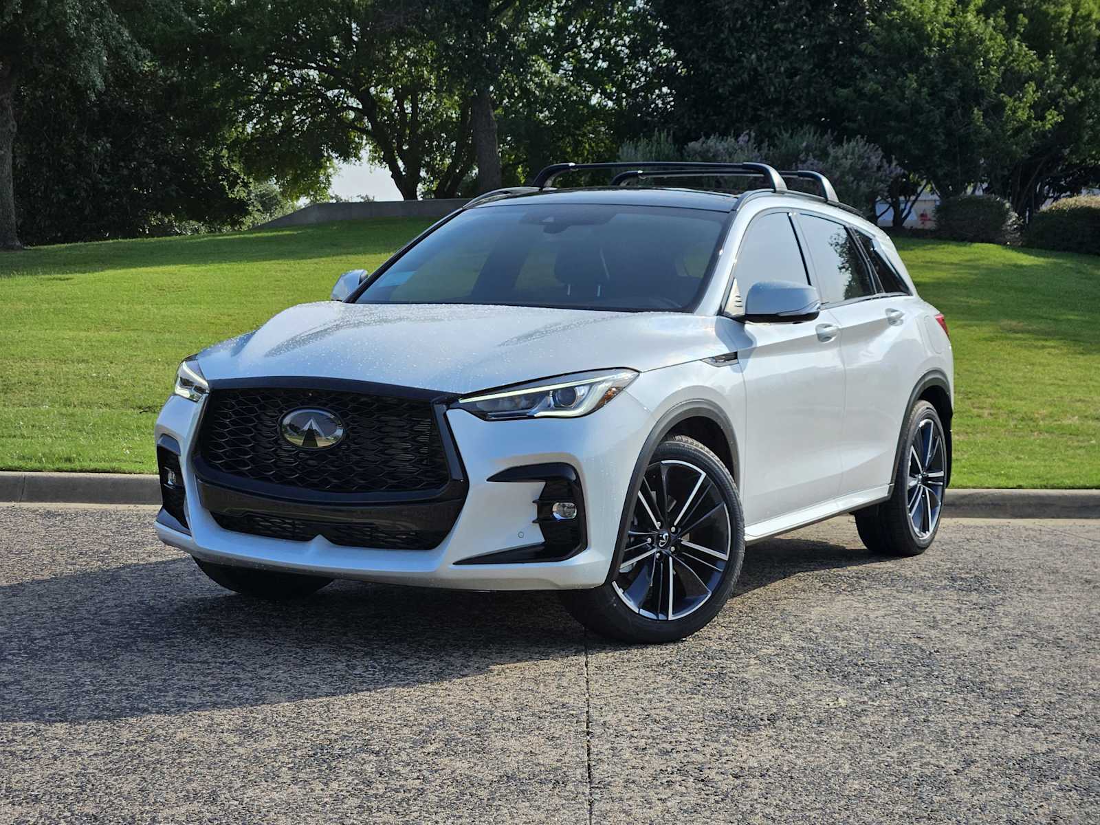2025 INFINITI QX50 Sport's photo
