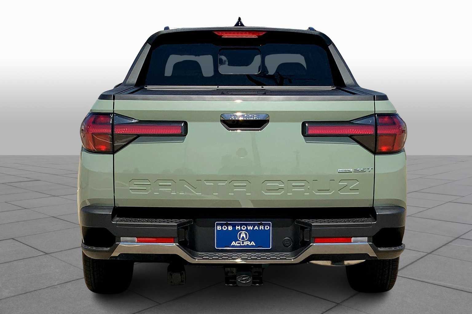 2024 Hyundai Santa Cruz Limited photo 4
