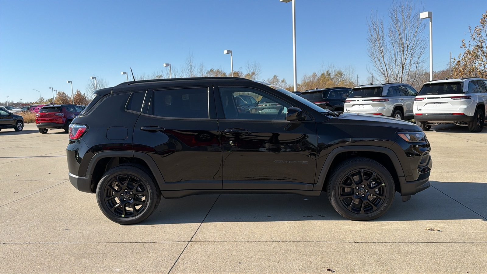 2026 Jeep Compass Latitude Altitude photo 2