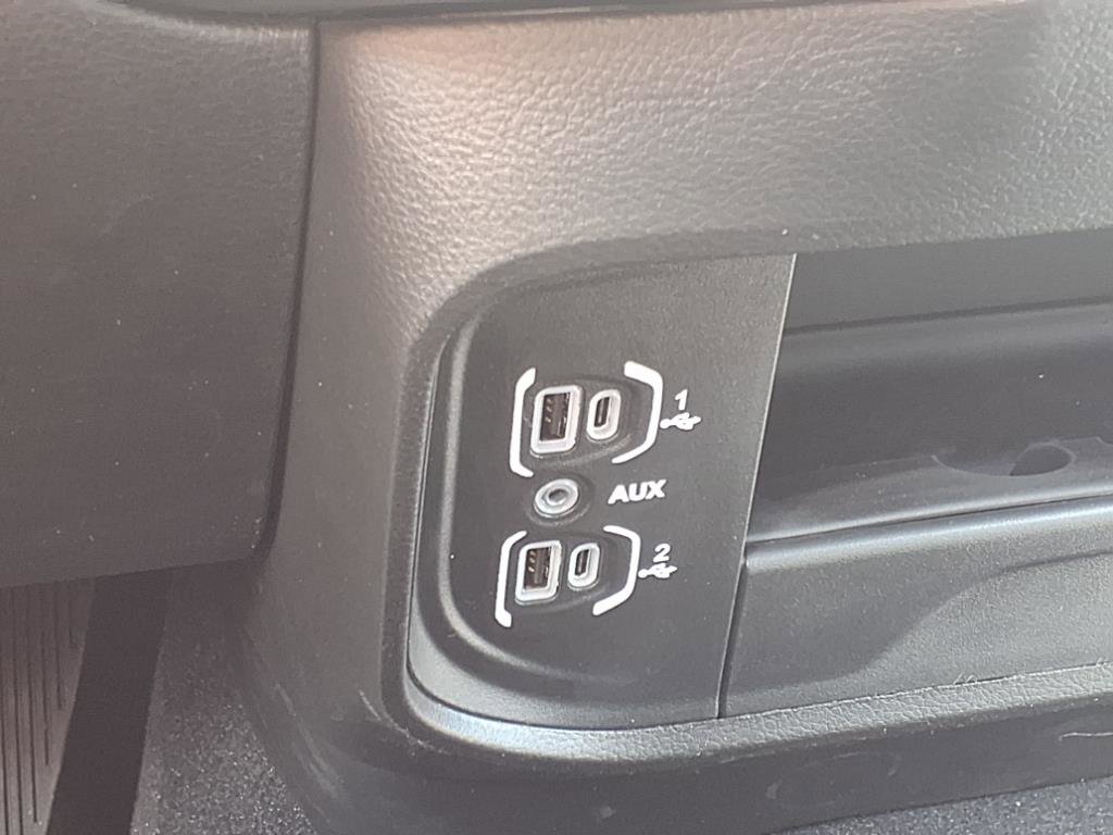 2026 Ram 2500 Tradesman photo 8