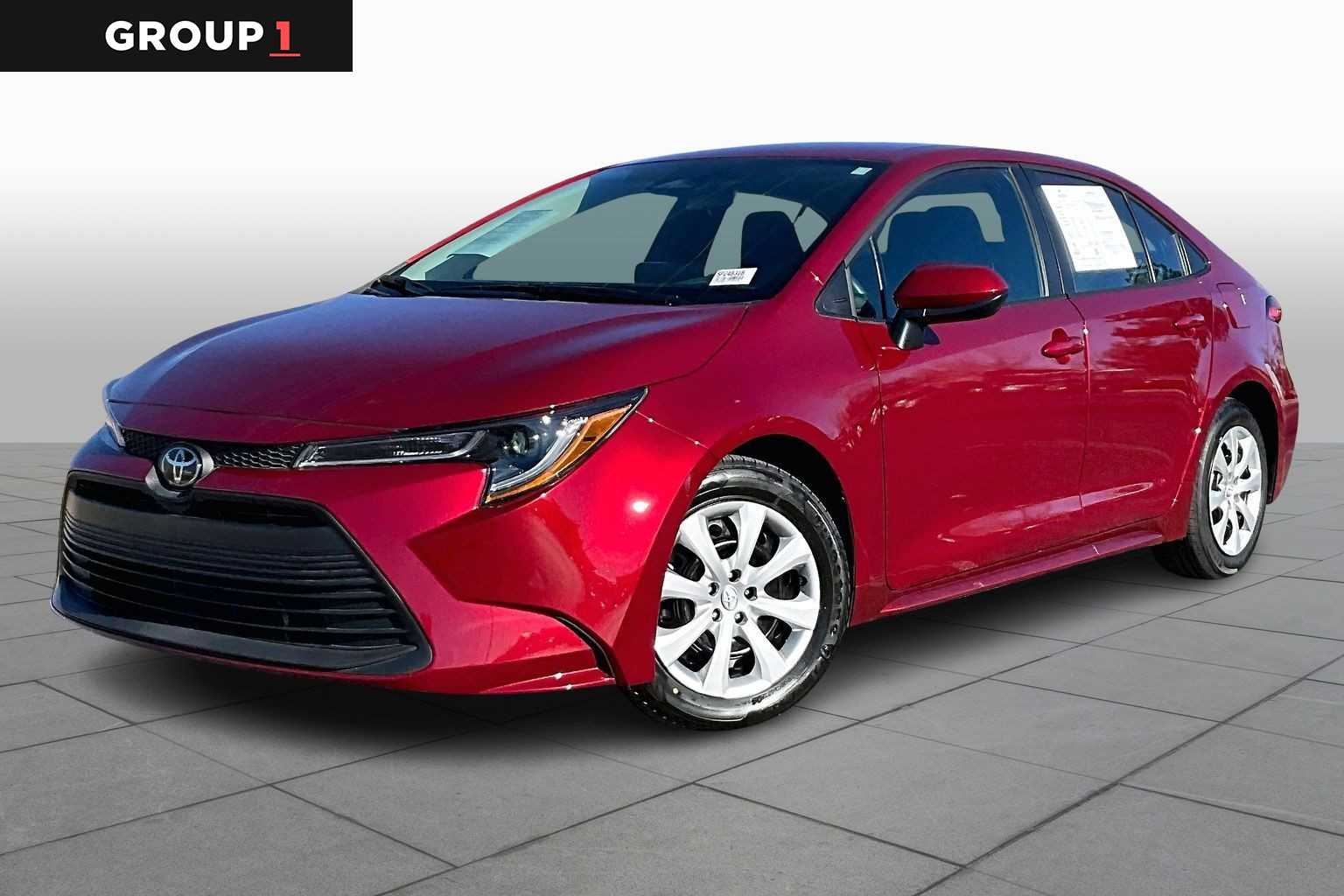 2025 Toyota Corolla LE's photo