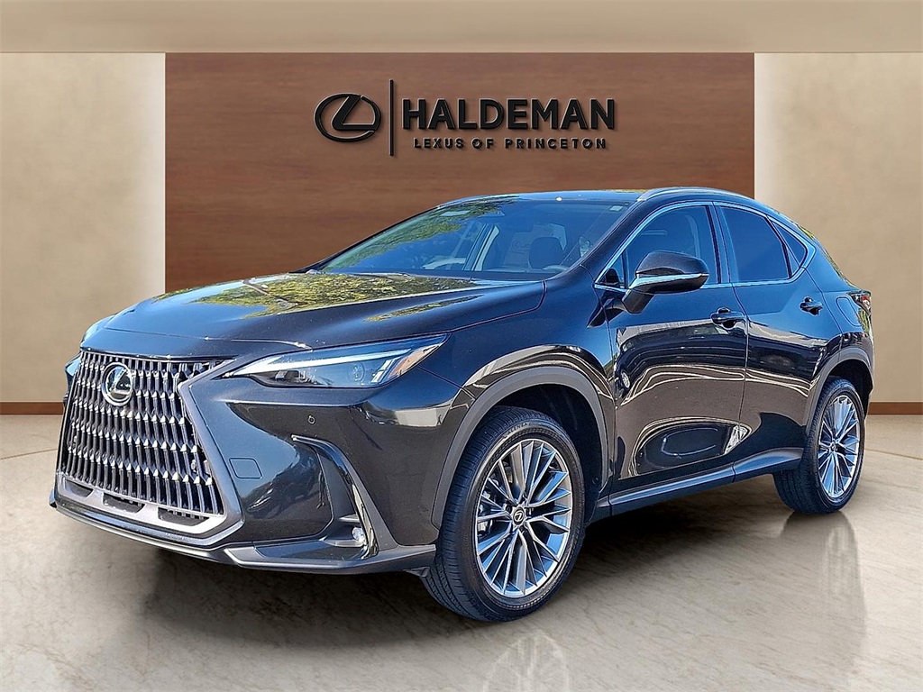 2026 Lexus NX 350h Premium photo 2