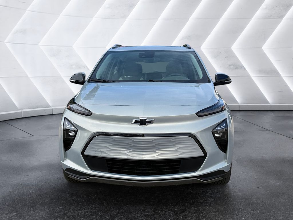 2022 Chevrolet Bolt EUV Premier photo 2