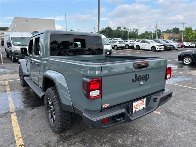 2025 Jeep Gladiator Sport photo 9