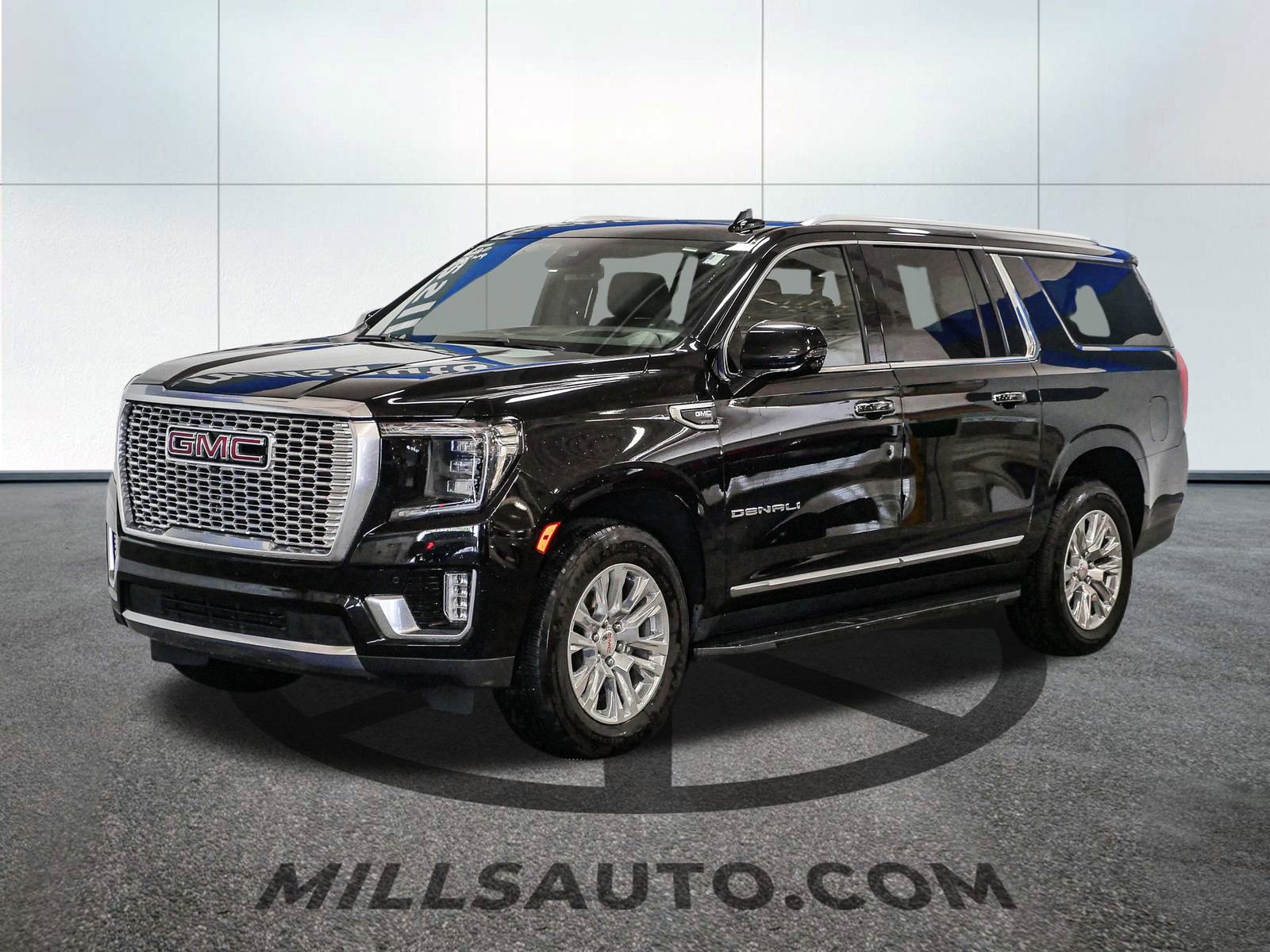 Used 2024 GMC Yukon XL Denali with VIN 1GKS2JKL5RR181318 for sale in Baxter, Minnesota