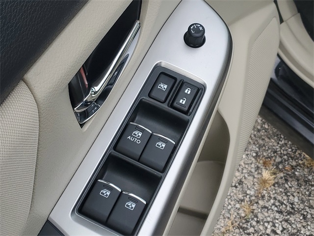 2015 Subaru Impreza 2.0i Premium photo 10