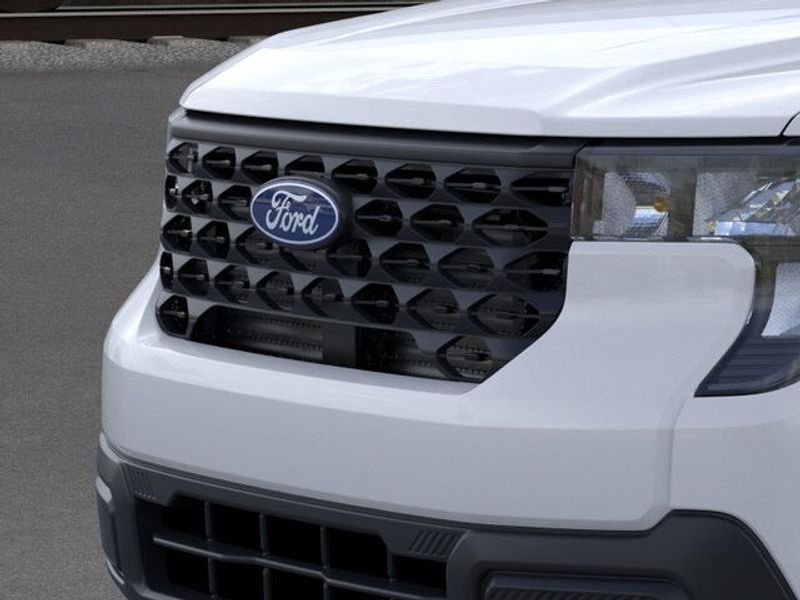 2025 Ford Maverick XL photo 13