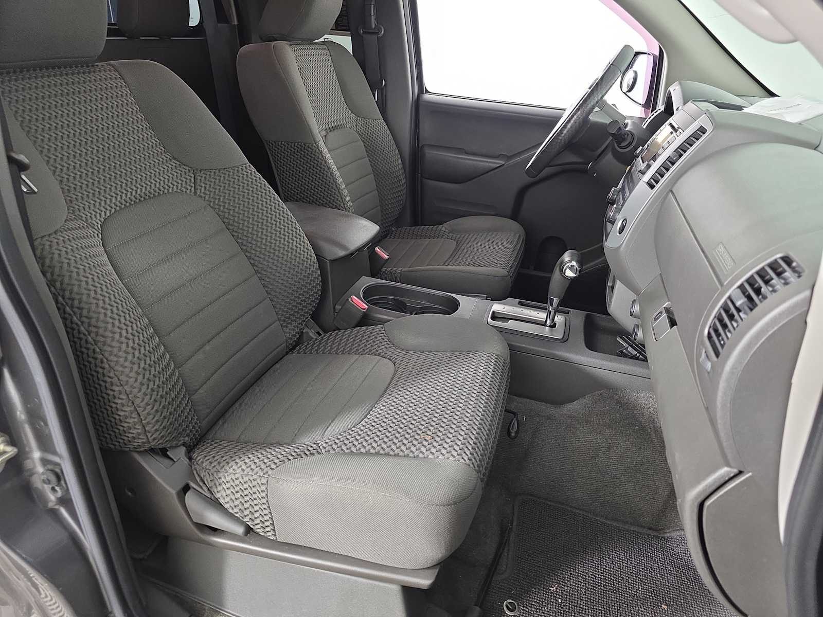 2018 Nissan Frontier SV photo 20