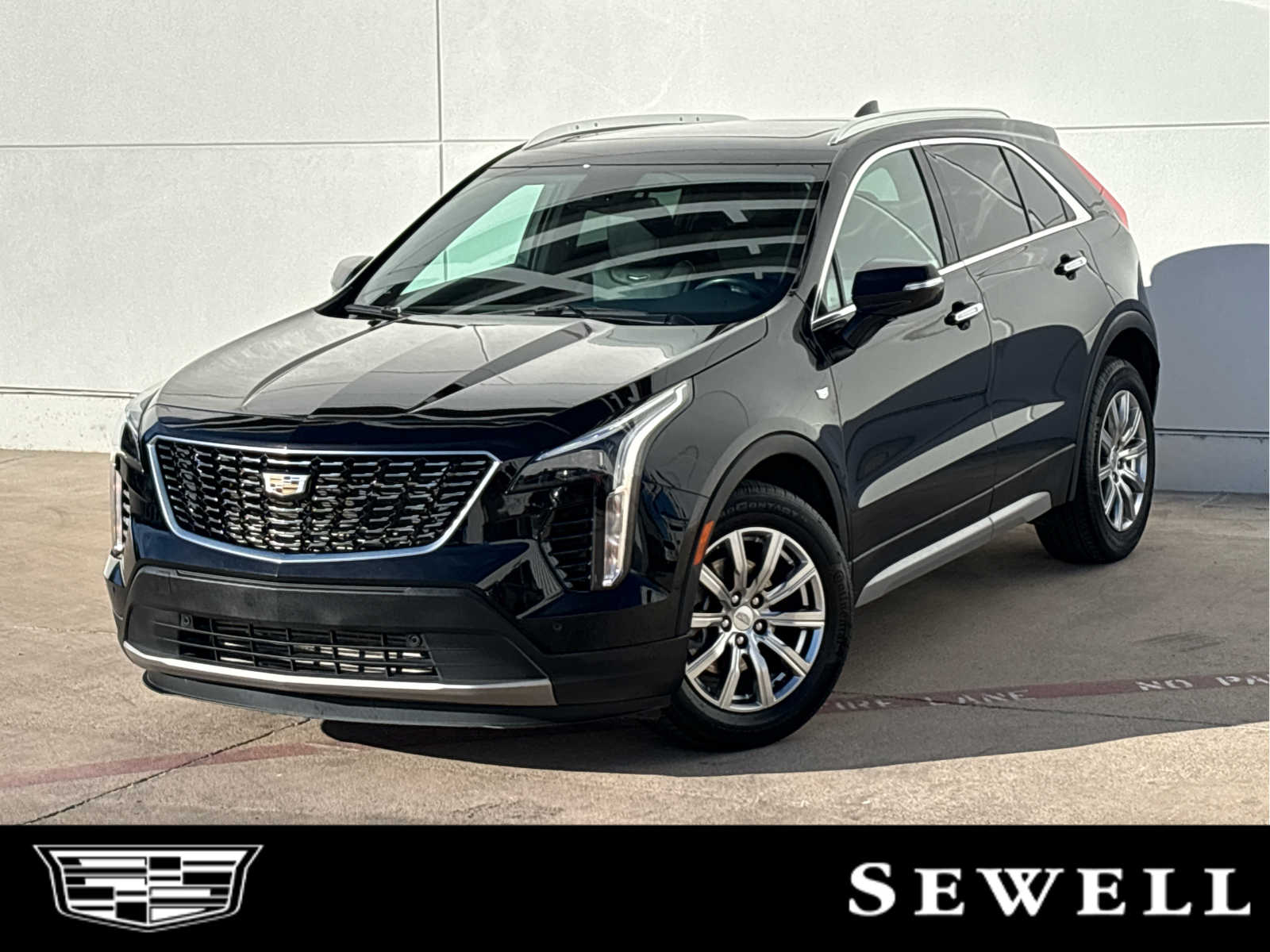 2023 Cadillac XT4 Premium Luxury's photo