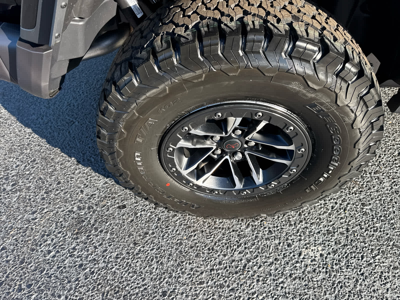 2025 Jeep Wrangler Rubicon photo 21